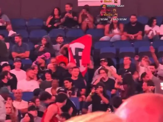 Bandera nazi y violencia tras un combate entre Paul Miller y el luchador judío Ben Azoulay